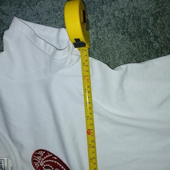 Chill Out Heart design tshirt size Large - Picture 10 of 13